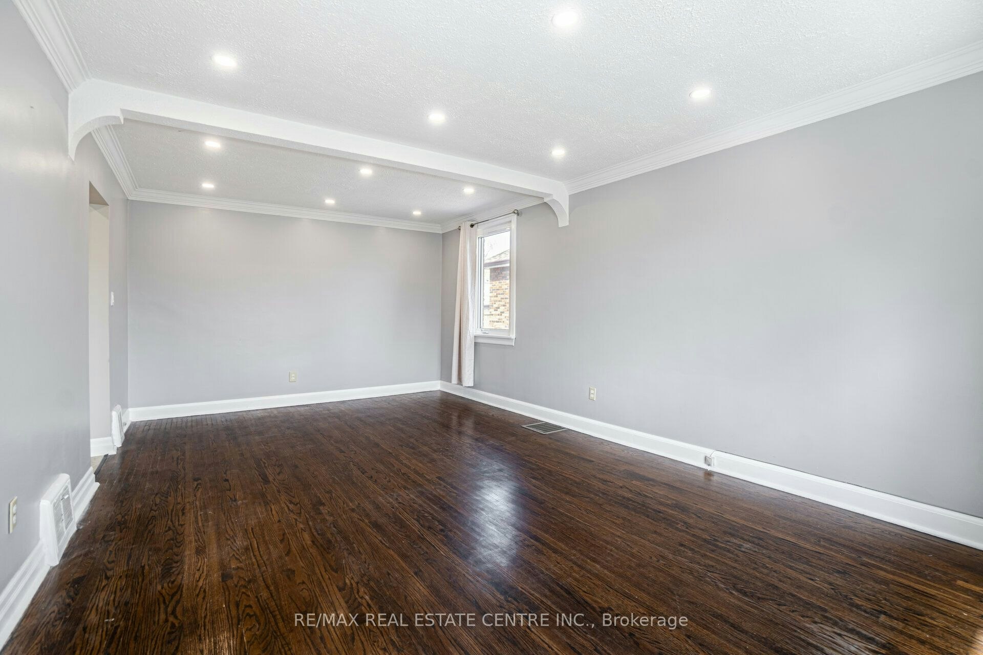 UPPER LEVEL-102 Wilson Road S, Oshawa, ON, L1H 6B7 - 8