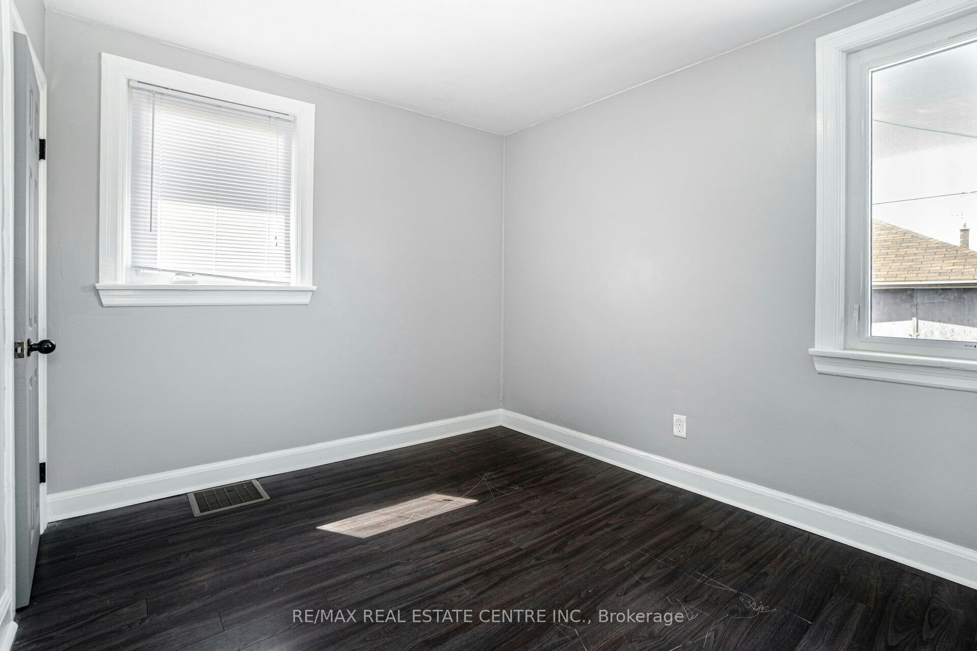 UPPER LEVEL-102 Wilson Road S, Oshawa, ON, L1H 6B7 - 18