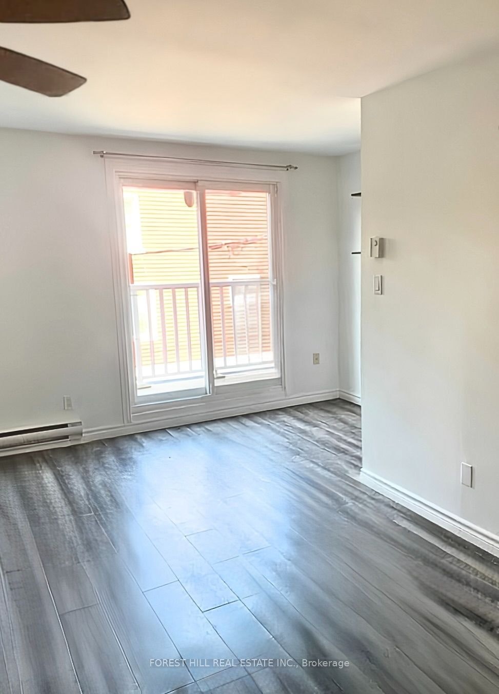B-422 Danforth Avenue, Toronto, ON, M4K 1P3 - 3