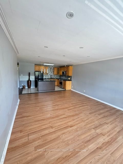 Upper-840 Danforth Road, Toronto, ON, M1K 1H5 - 5