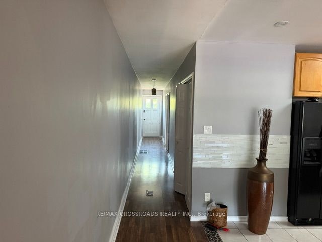 Upper-840 Danforth Road, Toronto, ON, M1K 1H5 - 14