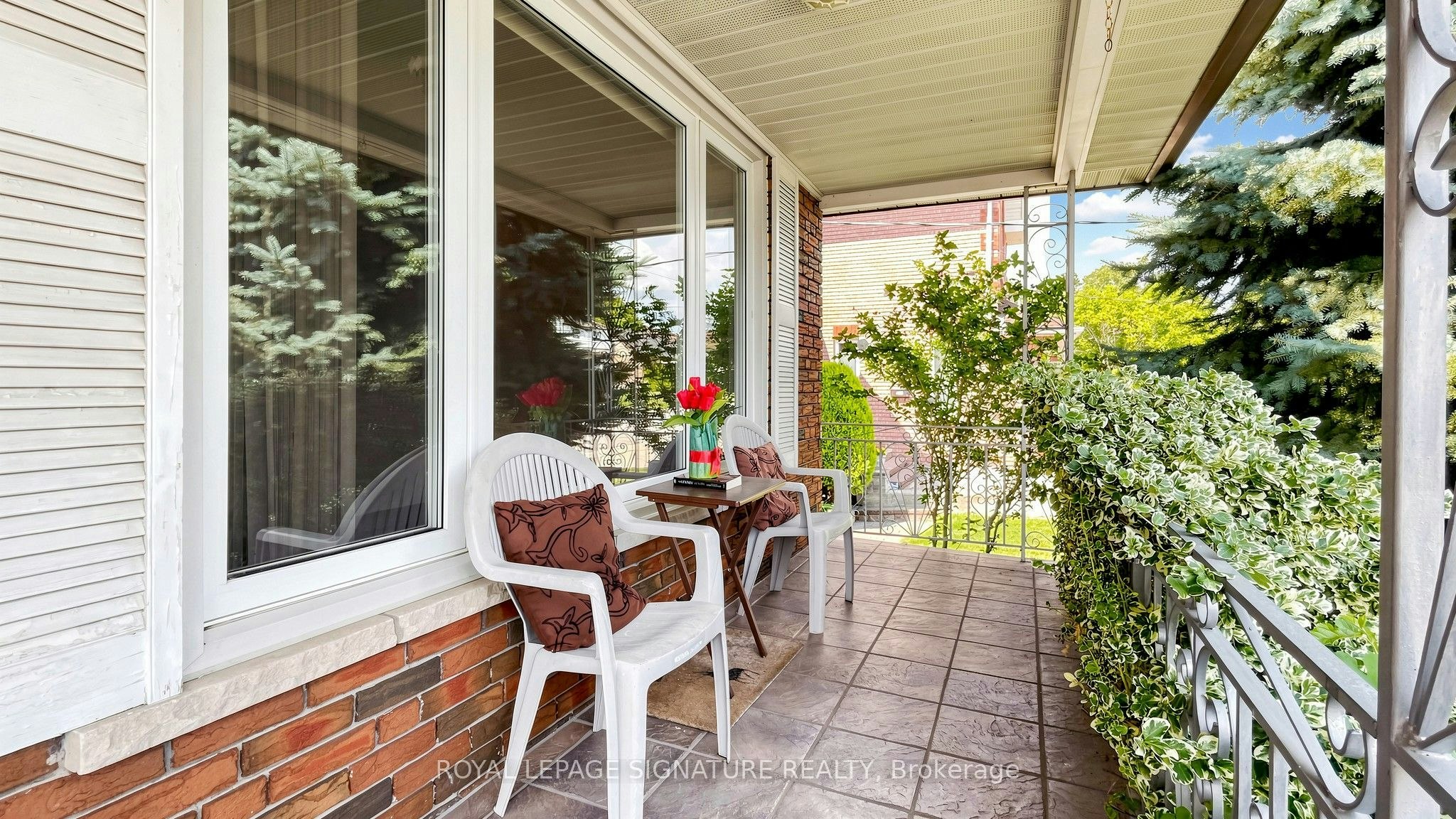 146 Maybourne Avenue, Toronto, ON, M1L 2W6 - 3