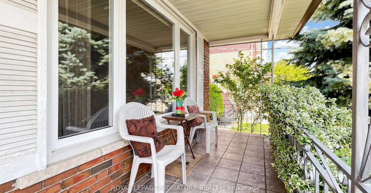 146 Maybourne Avenue, Toronto, ON, M1L 2W6 - 3