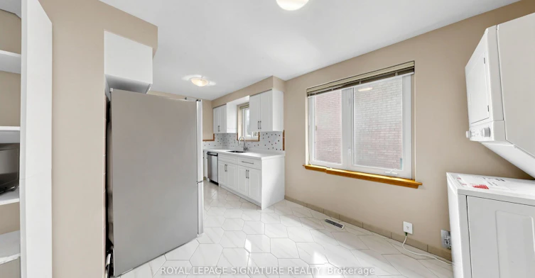 146 Maybourne Avenue, Toronto, ON, M1L 2W6 - 7