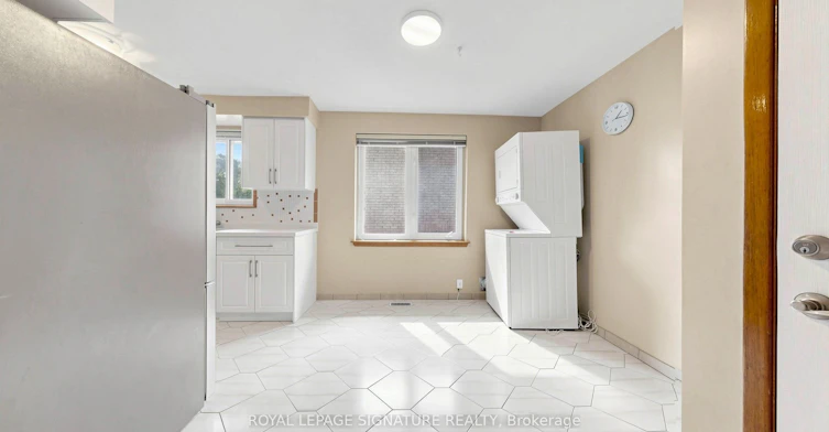 146 Maybourne Avenue, Toronto, ON, M1L 2W6 - 9