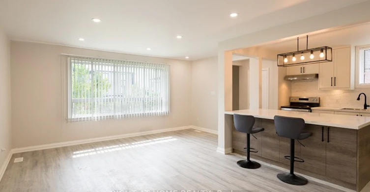 Main House-6 Bellvare Crescent, Toronto, ON, M1R 2M9 - 7