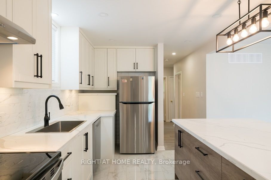 Main House-6 Bellvare Crescent, Toronto, ON, M1R 2M9 - 2