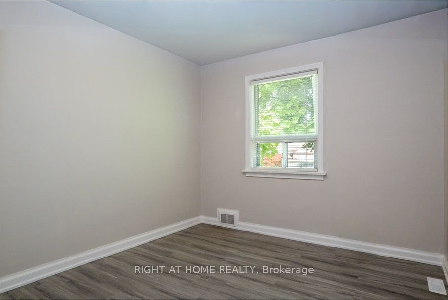 Main House-6 Bellvare Crescent, Toronto, ON, M1R 2M9 - 11