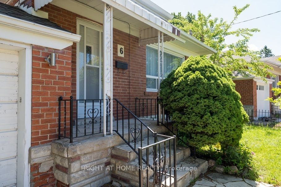 Main House-6 Bellvare Crescent, Toronto, ON, M1R 2M9