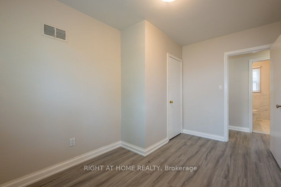 Main House-6 Bellvare Crescent, Toronto, ON, M1R 2M9 - 15