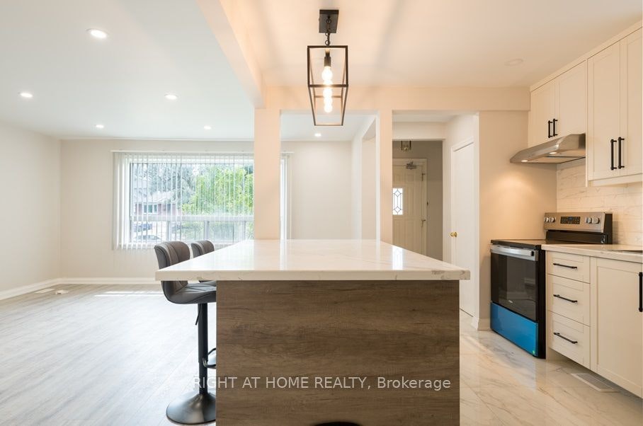 Main House-6 Bellvare Crescent, Toronto, ON, M1R 2M9 - 5