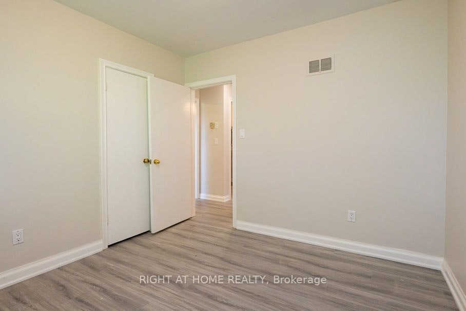 Main House-6 Bellvare Crescent, Toronto, ON, M1R 2M9 - 12