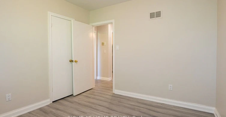 Main House-6 Bellvare Crescent, Toronto, ON, M1R 2M9 - 12