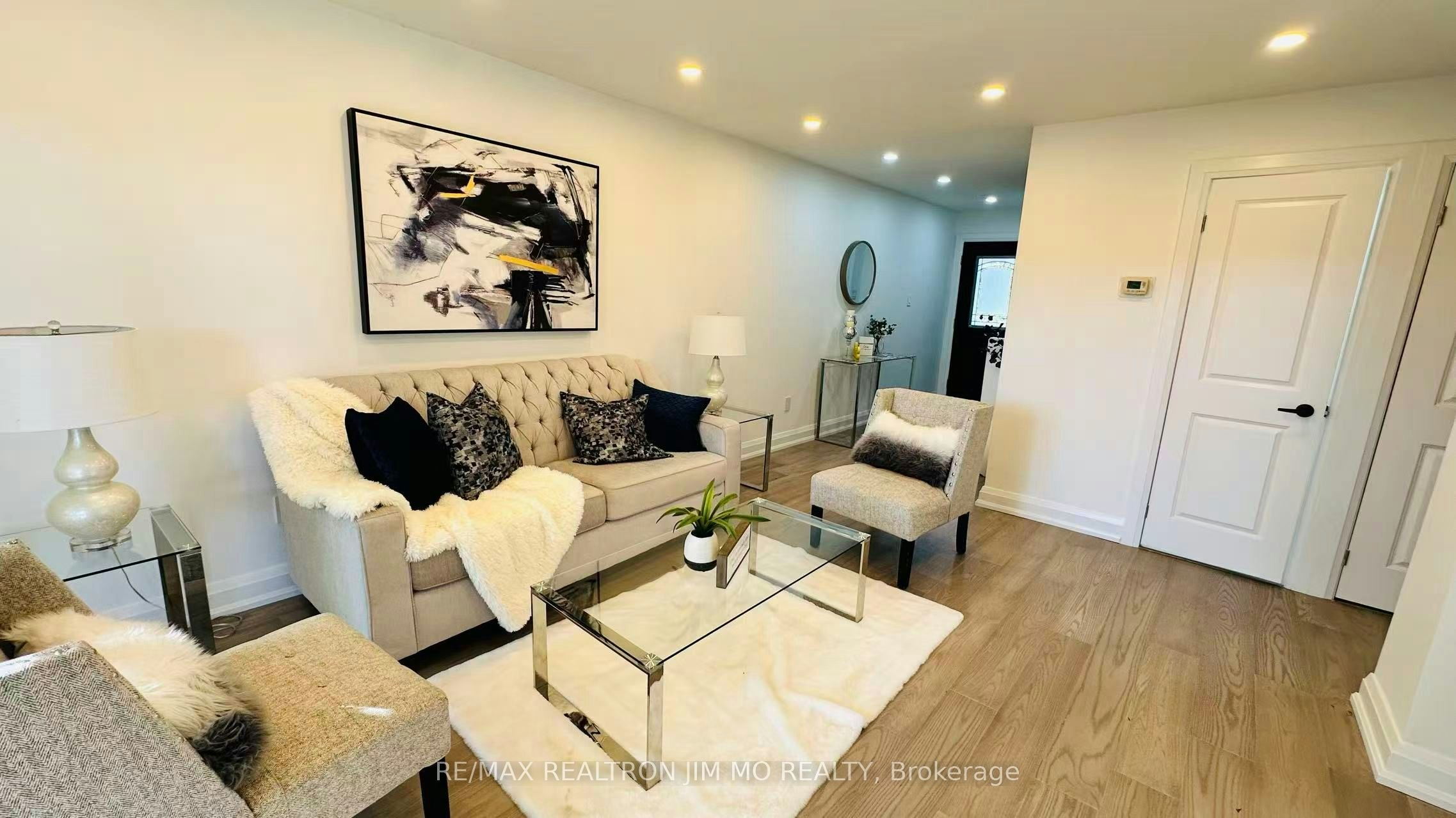 Upper-65 Heaslip Terrace, Toronto, ON, M1T 1W8