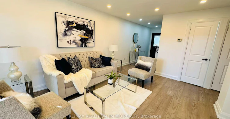 Upper-65 Heaslip Terrace, Toronto, ON, M1T 1W8