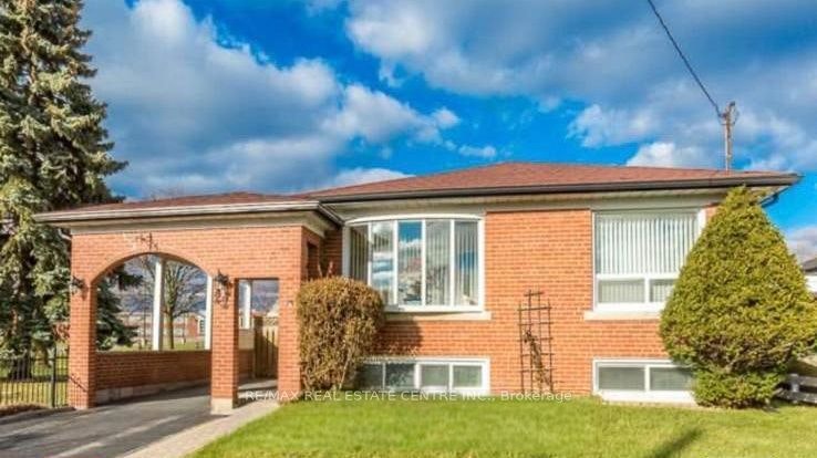22 Beran Drive, Toronto, ON, M1G 1G1