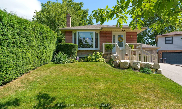 5 Manorwood Road