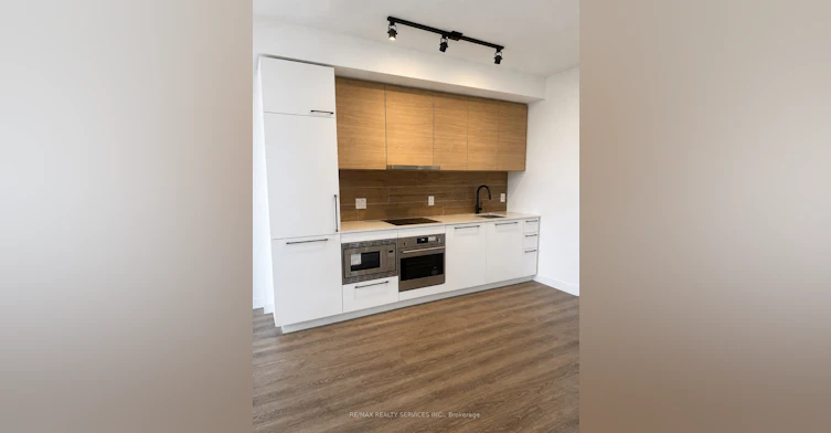 720-1050 Eastern Avenue, Toronto, ON, M4L 0B7 - 9