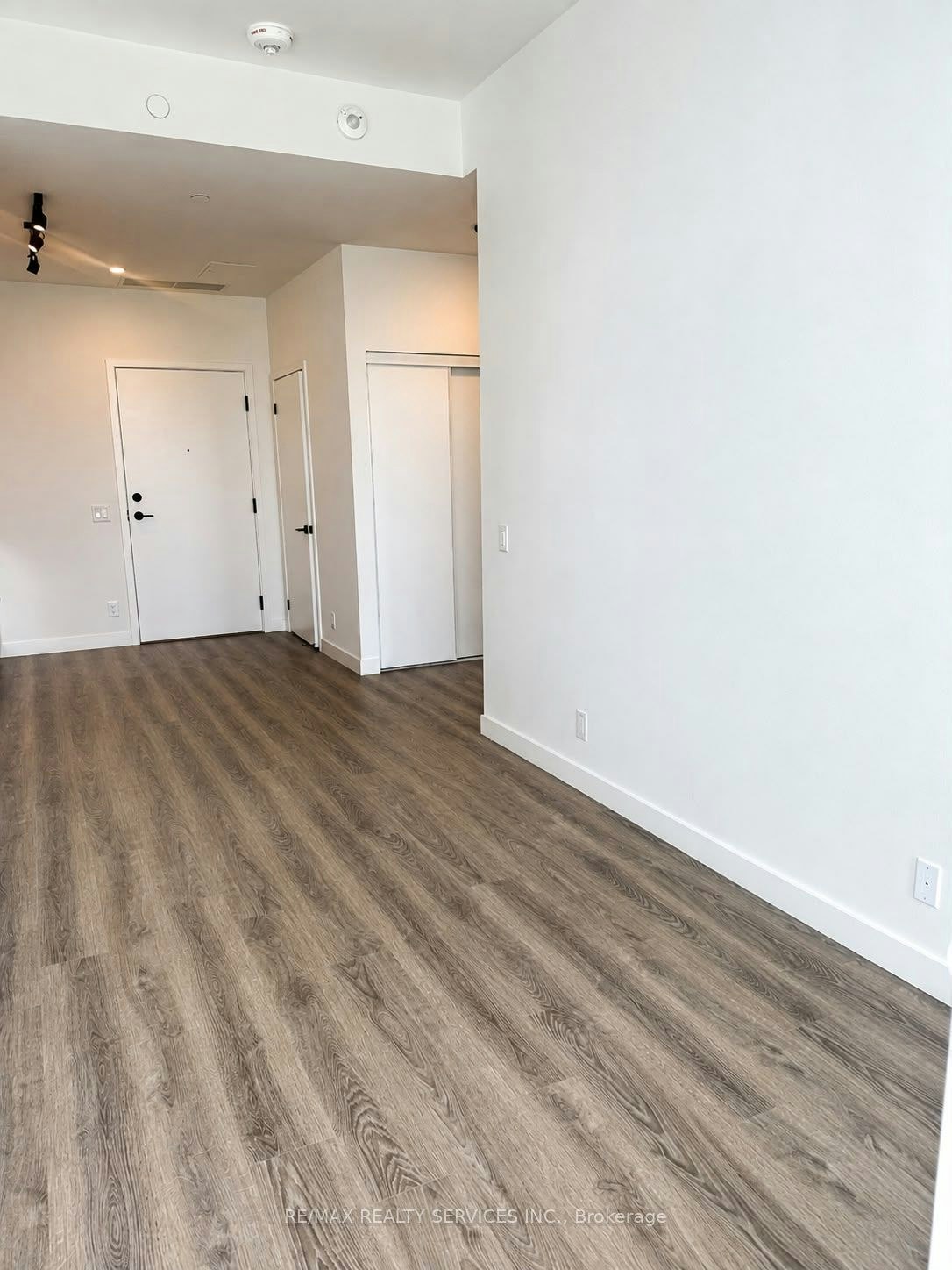 720-1050 Eastern Avenue, Toronto, ON, M4L 0B7 - 7