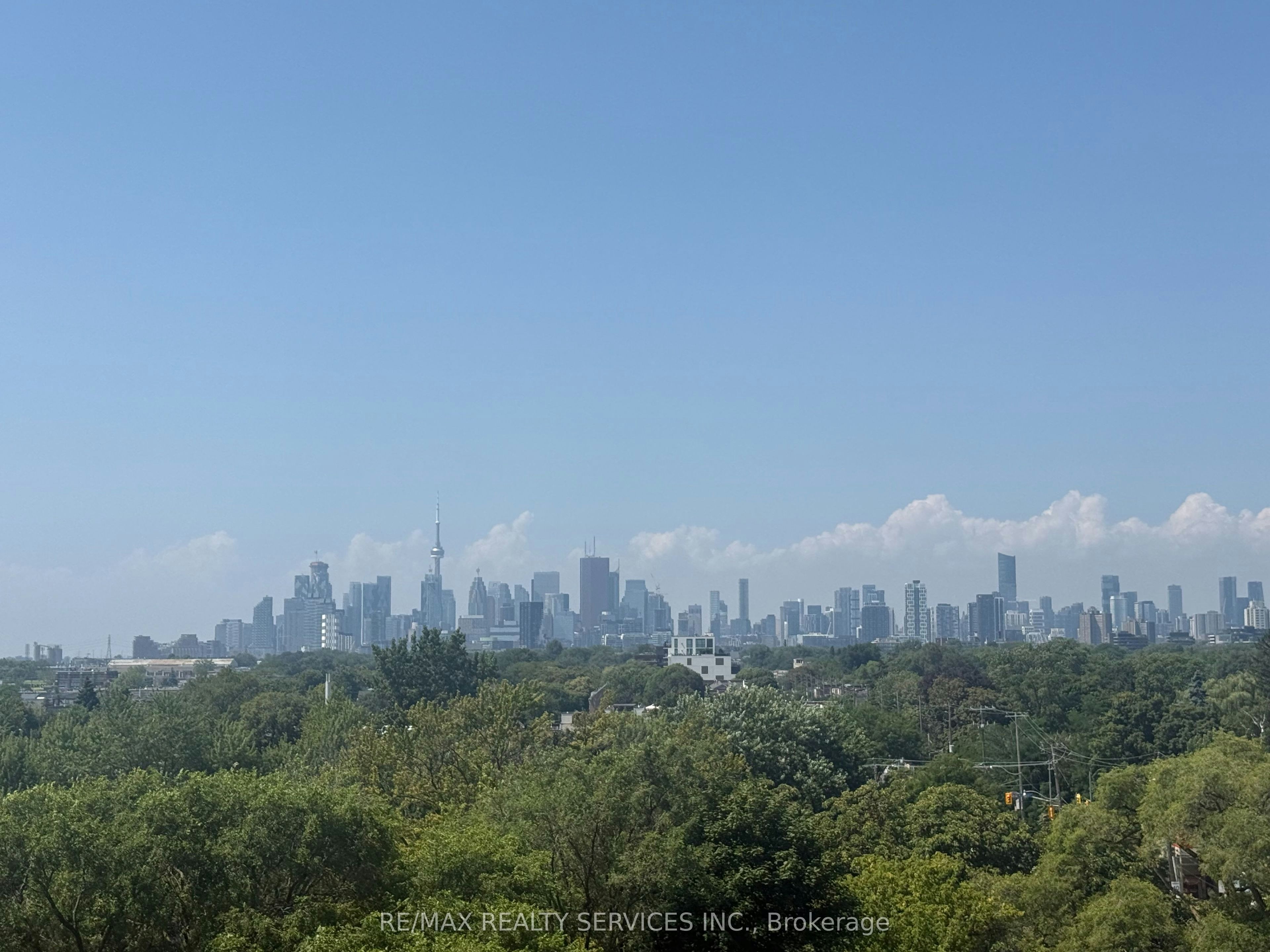 720-1050 Eastern Avenue, Toronto, ON, M4L 0B7 - 11