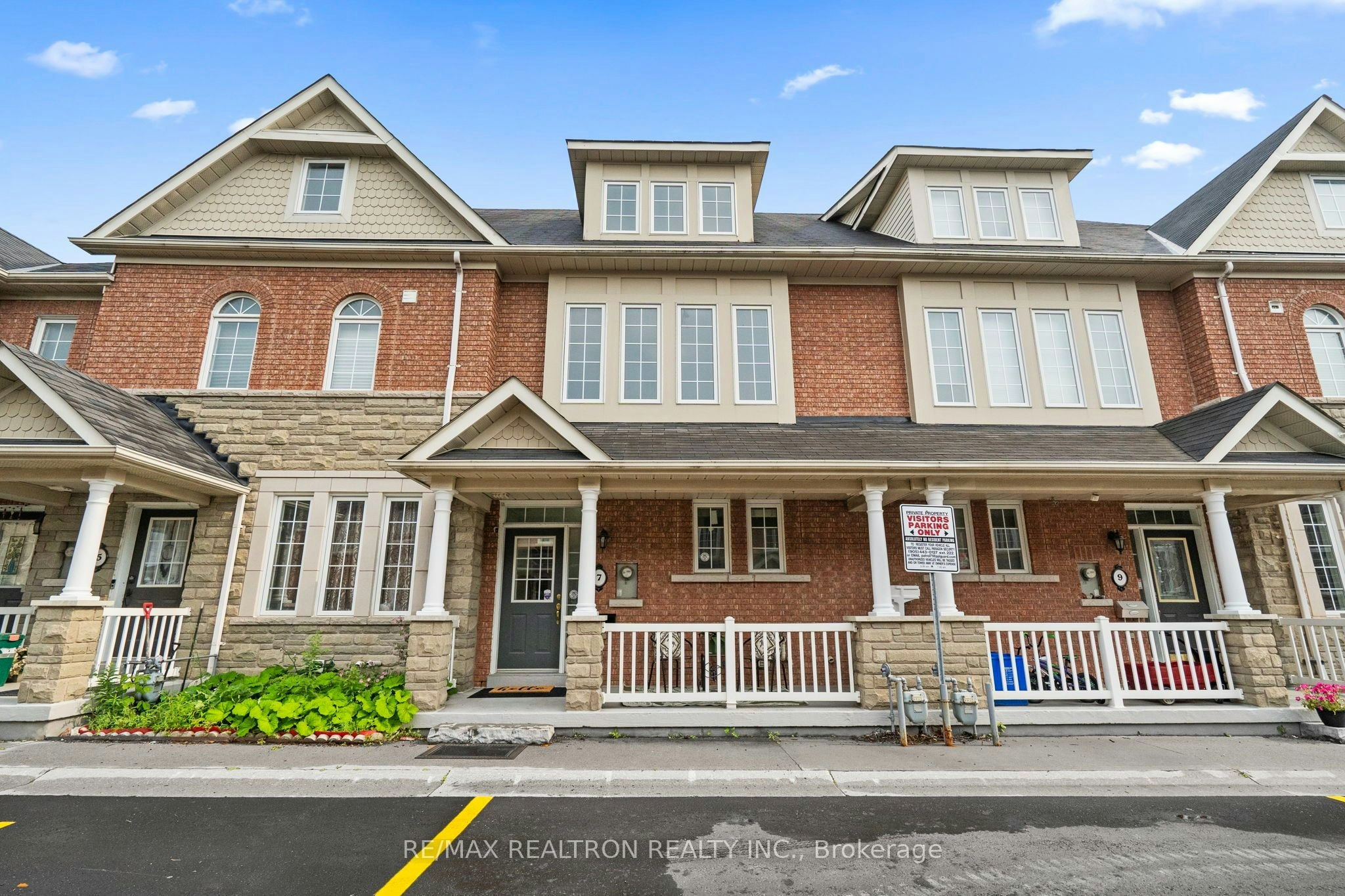 7 Torr Lane, Ajax, ON, L1S 7N1