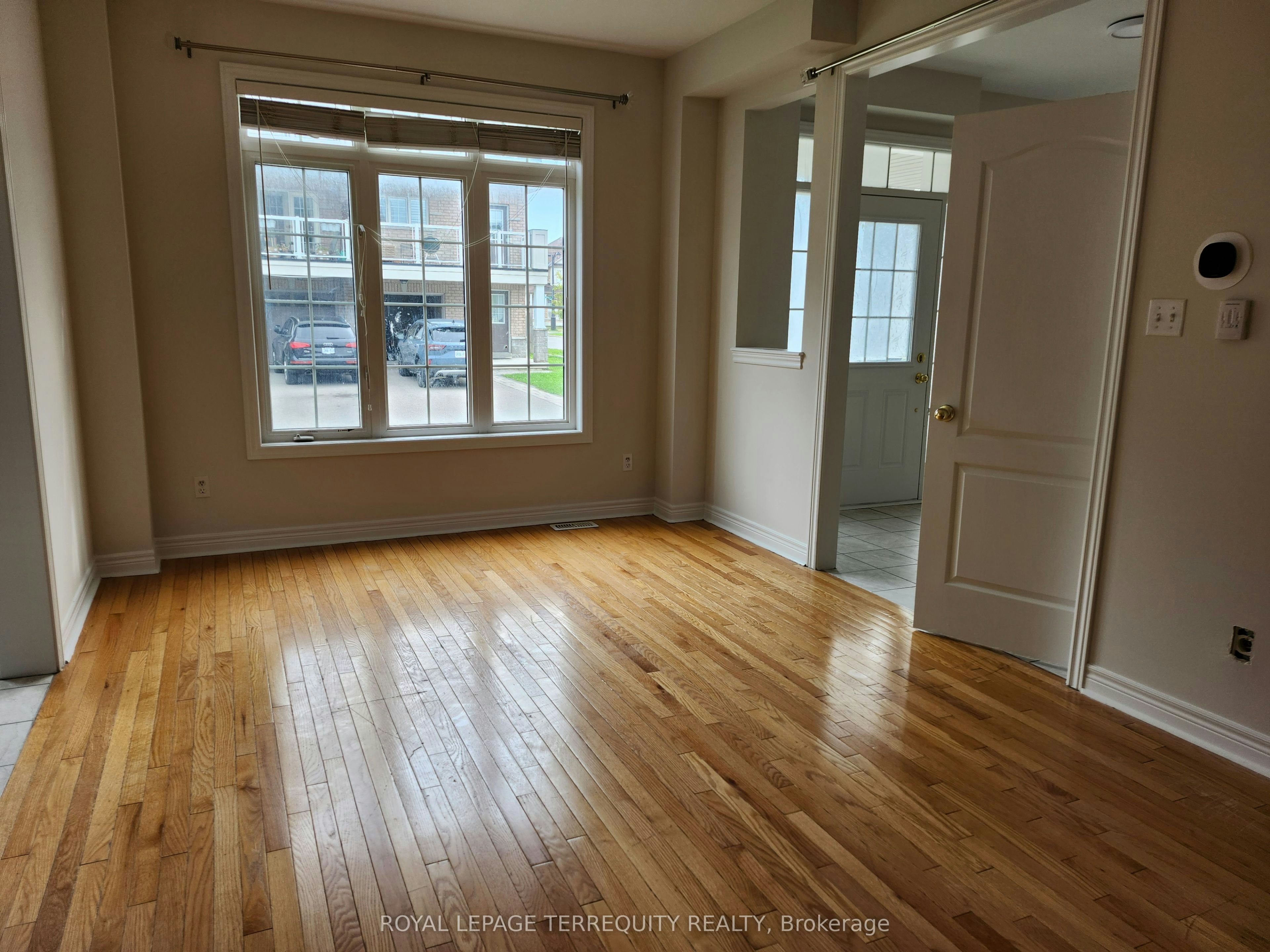 2651 Canadian Street, Pickering, ON, L1X 0C9 - 10