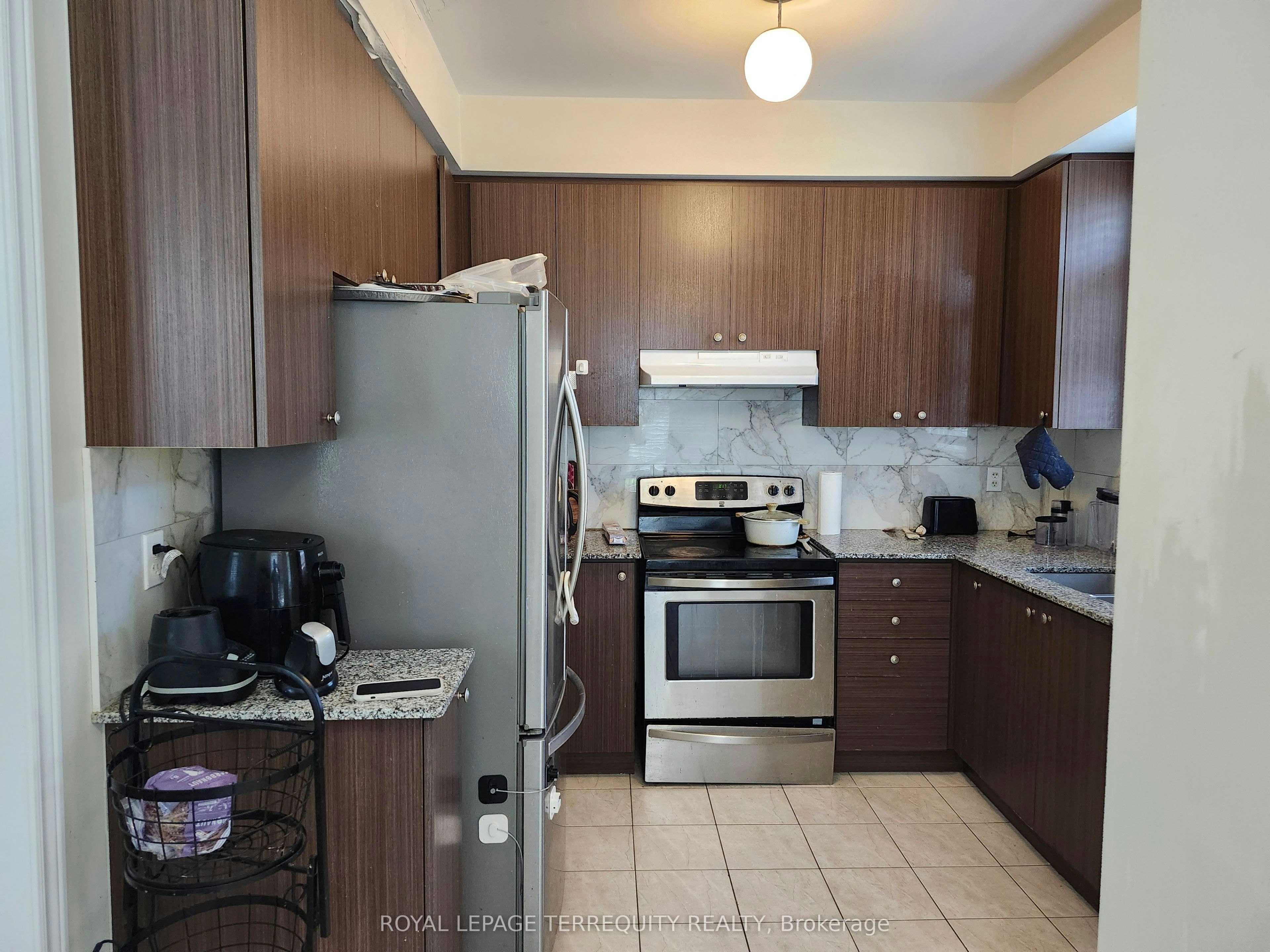2651 Canadian Street, Pickering, ON, L1X 0C9 - 7