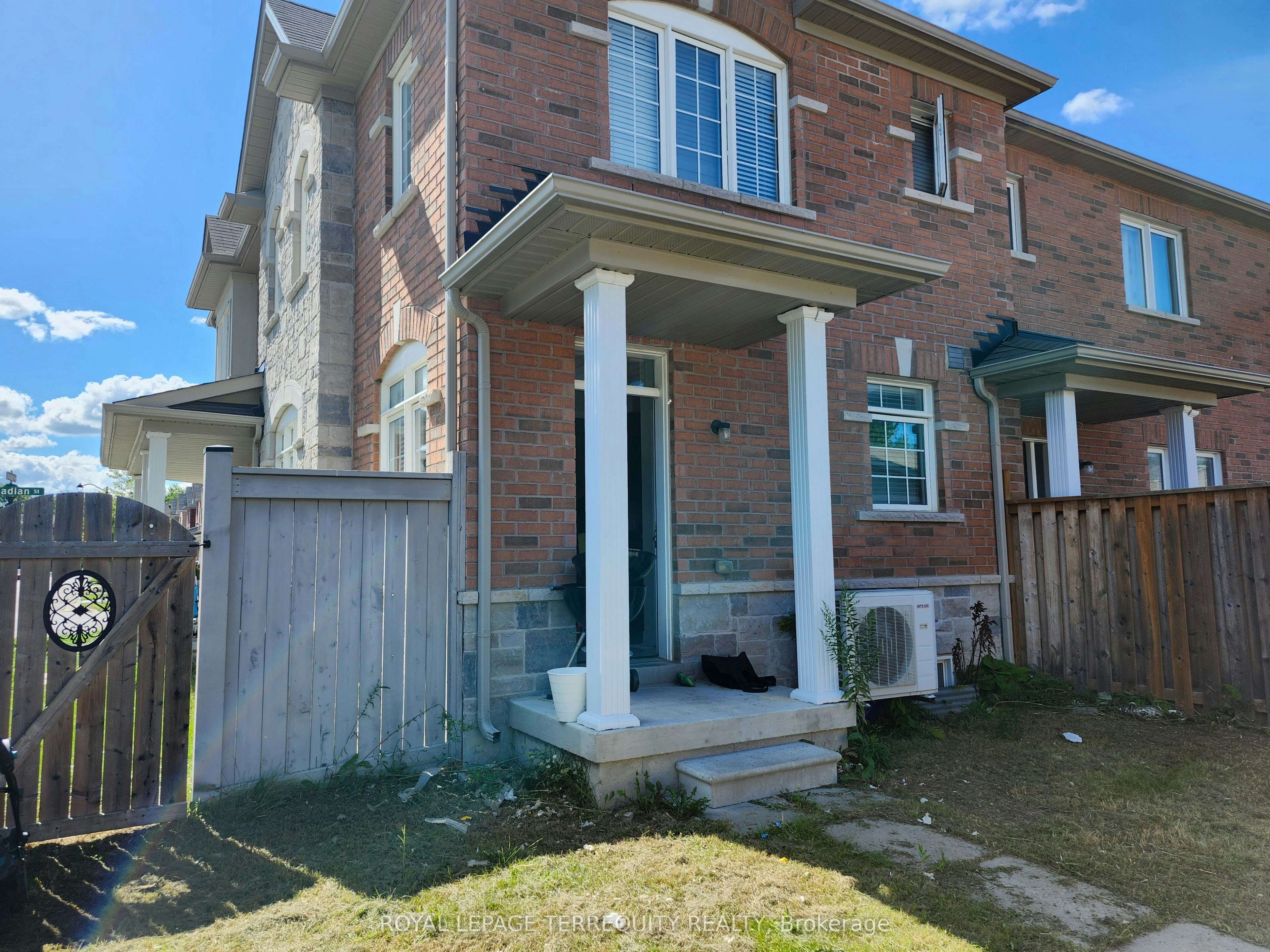 2651 Canadian Street, Pickering, ON, L1X 0C9 - 5