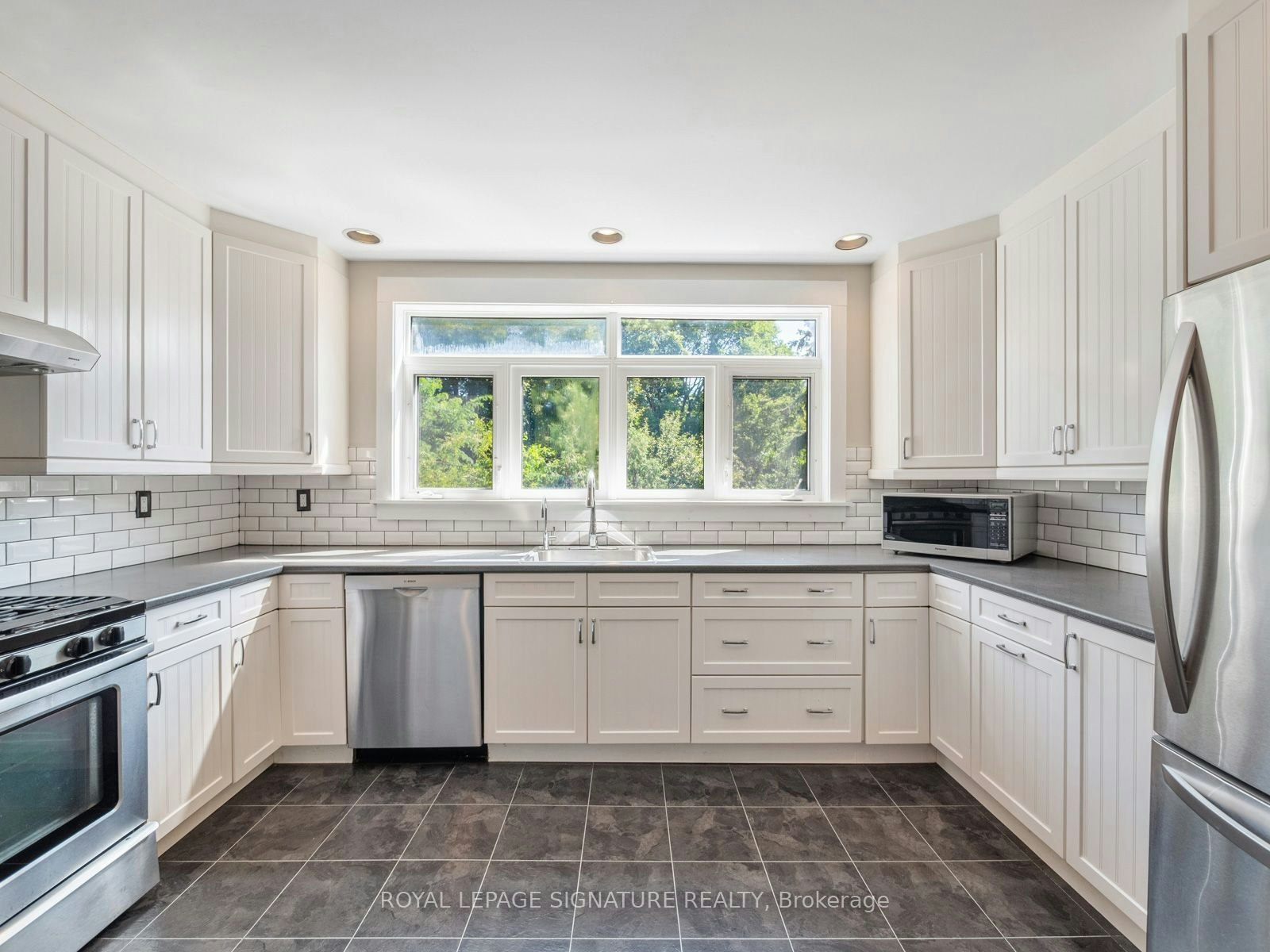 111 Pickering Street, Toronto, ON, M4E 3J5 - 11