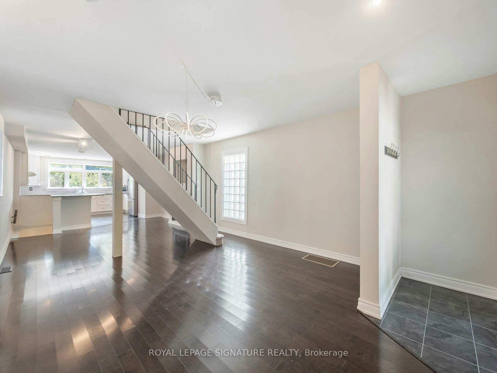 111 Pickering Street, Toronto, ON, M4E 3J5 - 4