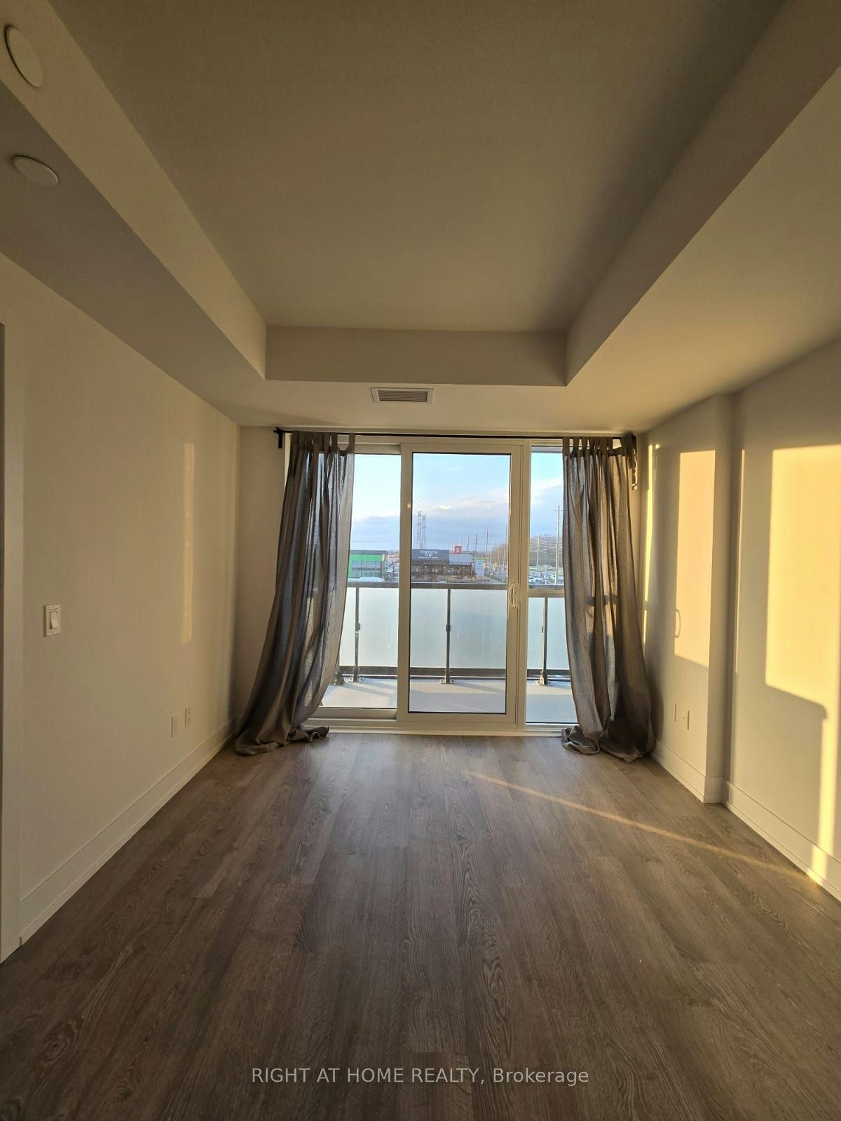 Unit306-2550 Simcoe Street N, Oshawa, ON, L1L 0P8 - 5