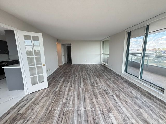 704-4725 Sheppard Avenue, Toronto, ON, M1S 5B3 - 9