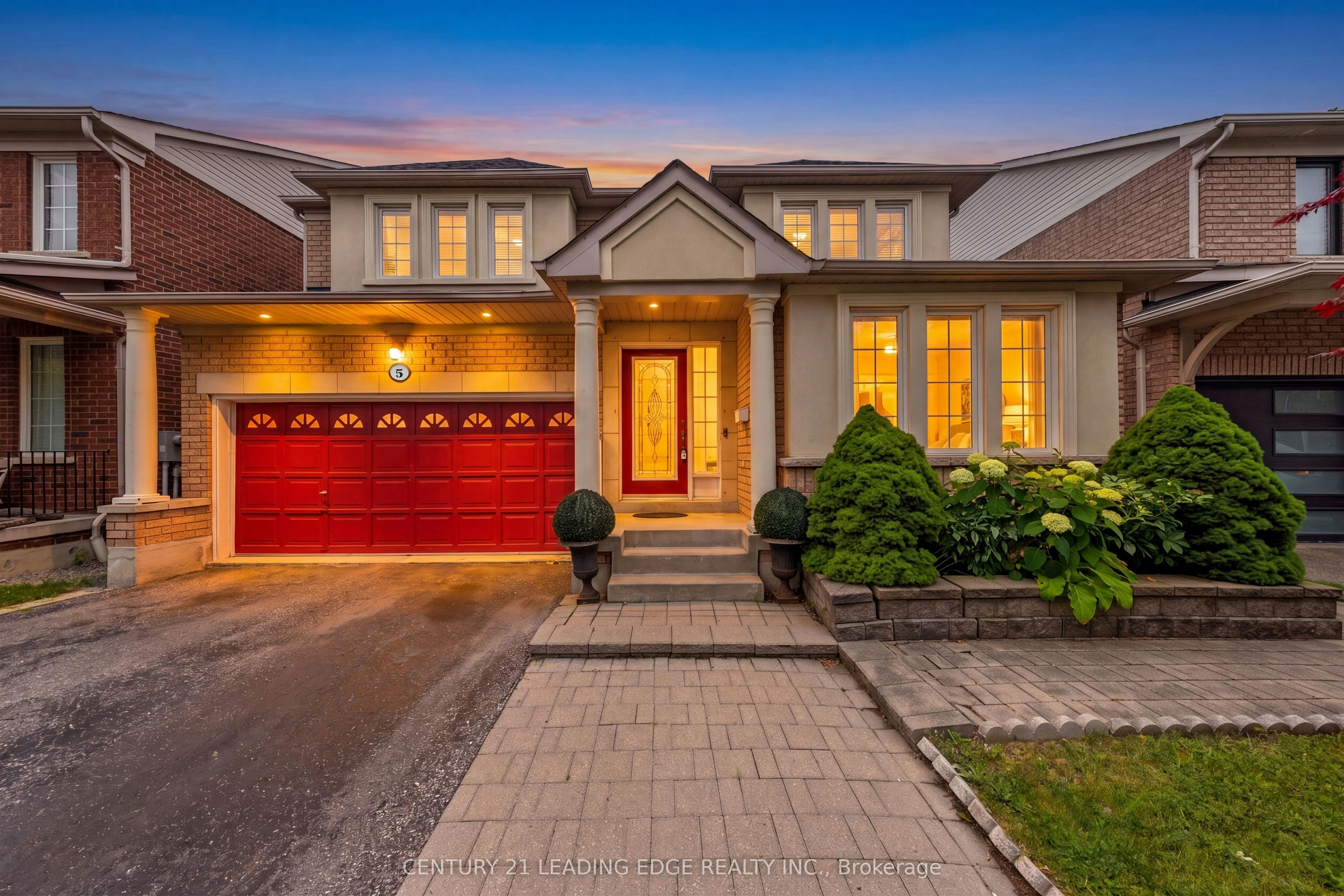 5 Haskell Avenue, Ajax, ON, L1T 4Y9
