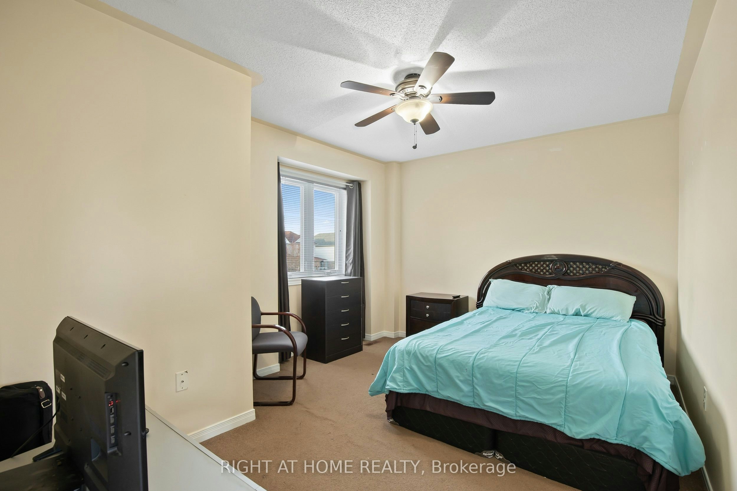 71 Hutton Place, Clarington, ON, L1C 5H5 - 17