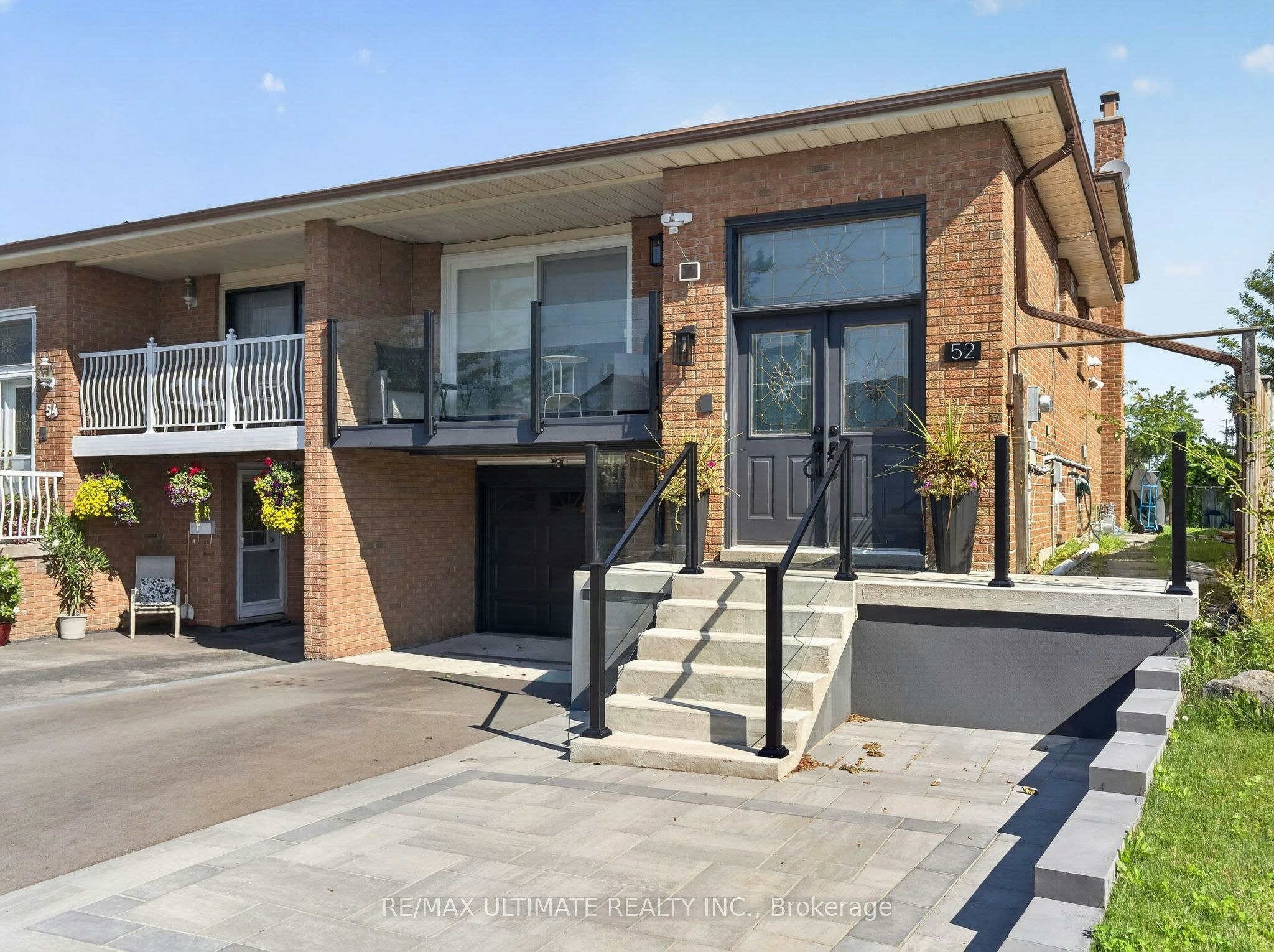 52 Revlis Crescent, Toronto, ON, M1V 1E9