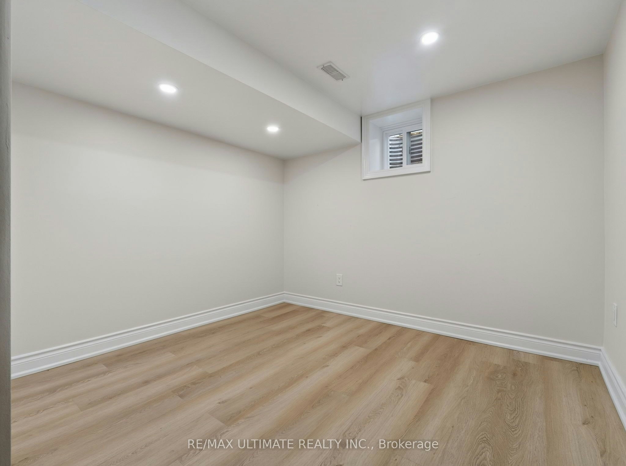 52 Revlis Crescent, Toronto, ON, M1V 1E9 - 19