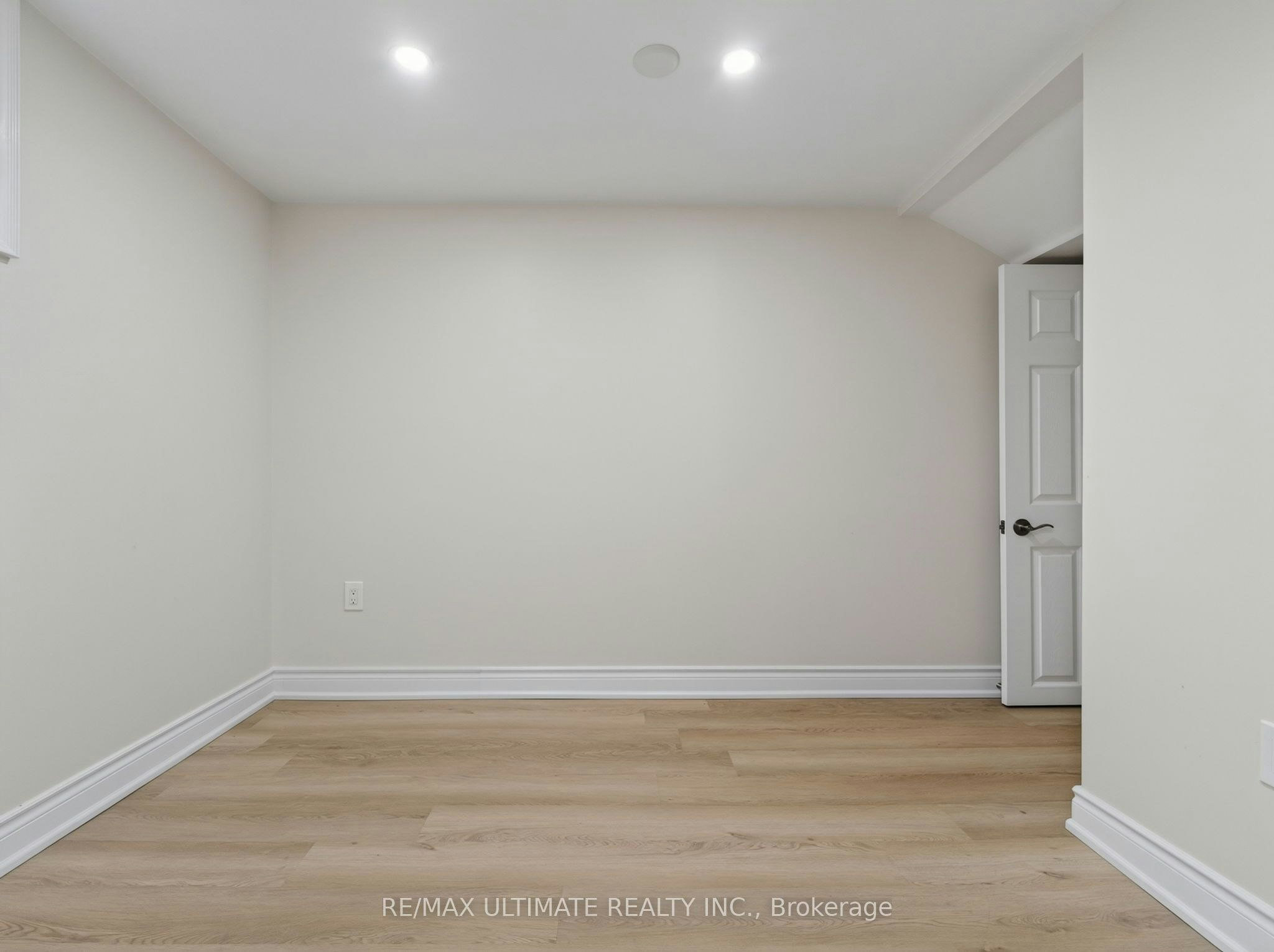 52 Revlis Crescent, Toronto, ON, M1V 1E9 - 21
