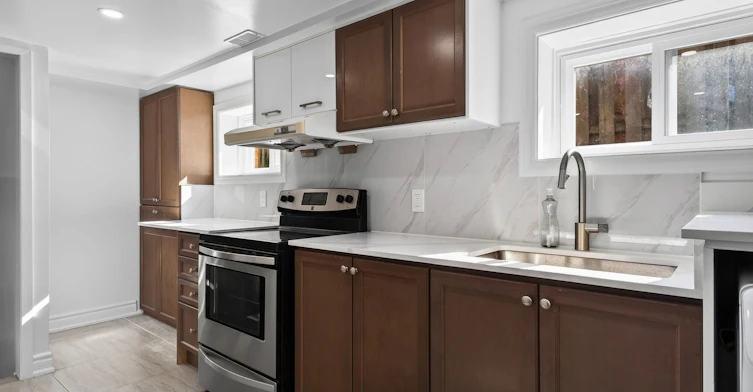 52 Revlis Crescent, Toronto, ON, M1V 1E9 - 6