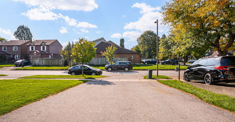 718 Edgewood Road S, Pickering, ON, L1V 2Z6 - 26