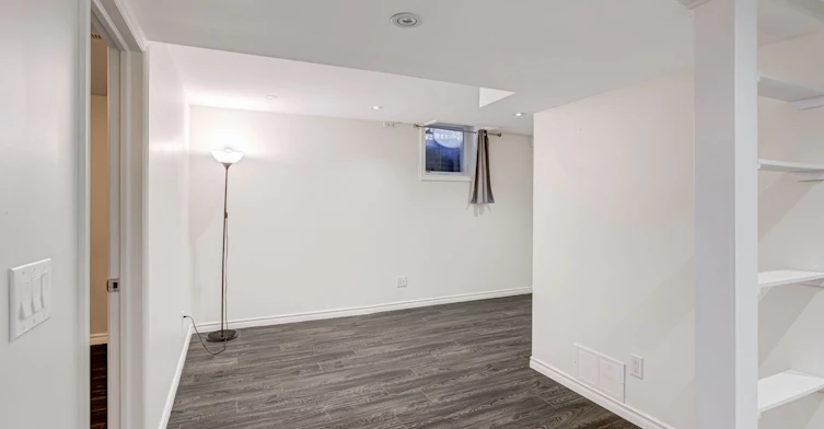 718 Edgewood Road S, Pickering, ON, L1V 2Z6 - 10