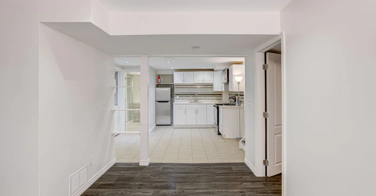 718 Edgewood Road S, Pickering, ON, L1V 2Z6 - 11