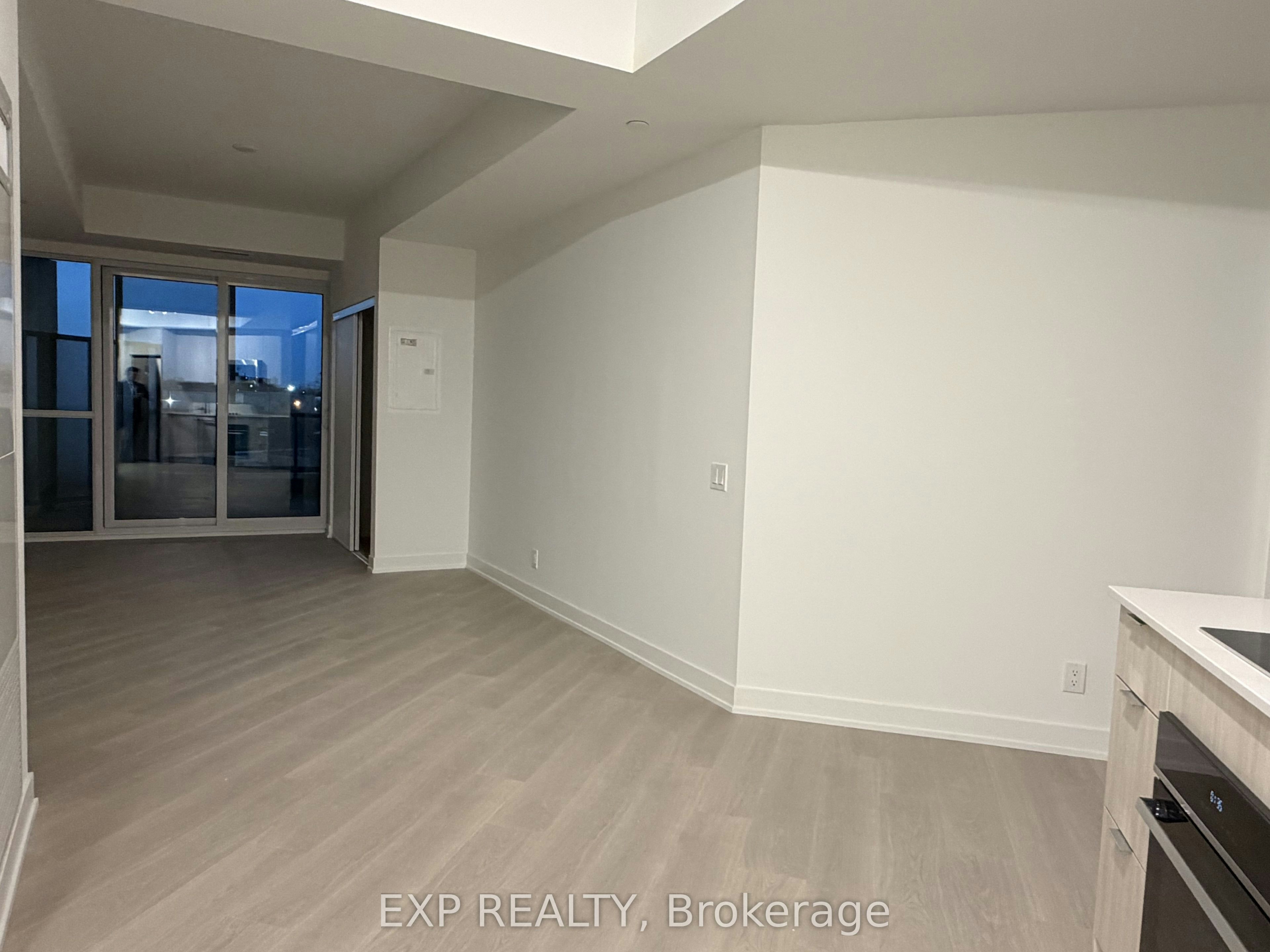 20 Deans Drive, Toronto, ON, M1L 0J7 - 3
