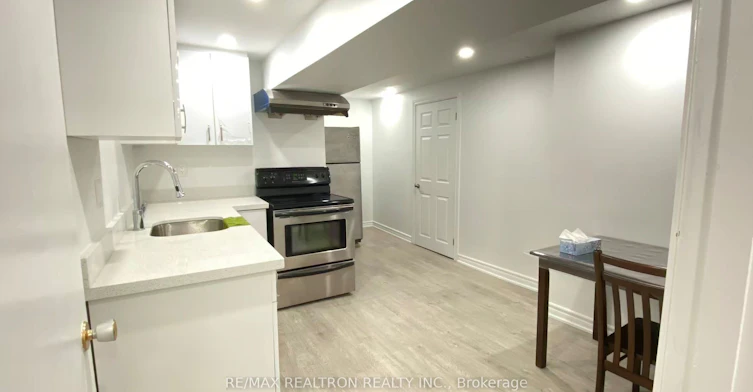 BSMT-6 Cudham Drive, Toronto, ON, M1S 3J6