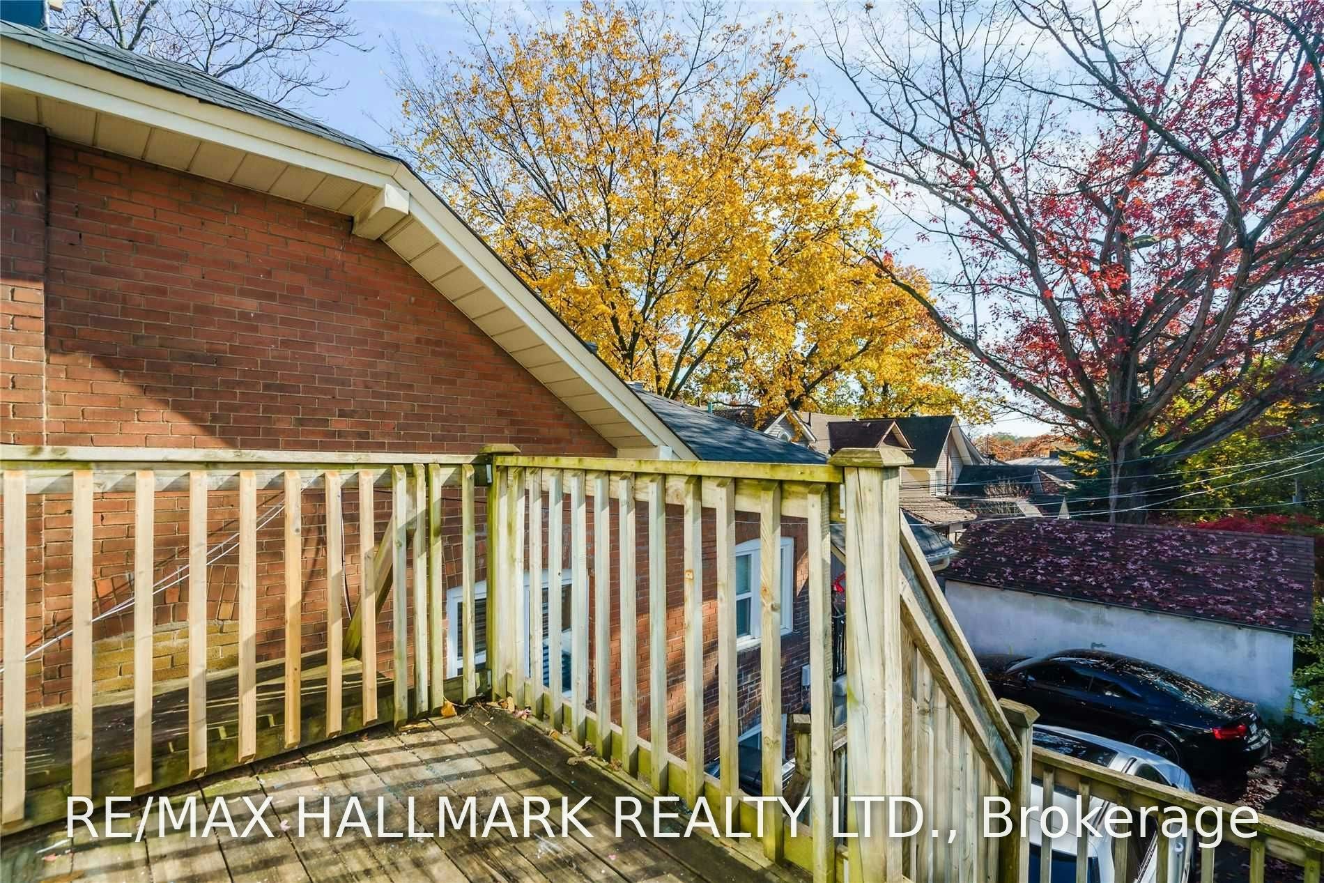 2nd Fl-1001 Kingston Road, Toronto, ON, M4E 1T3 - 12