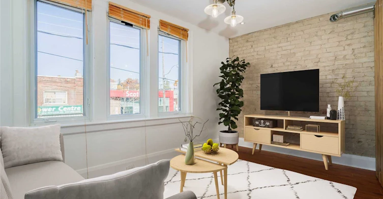 2nd Fl-1001 Kingston Road, Toronto, ON, M4E 1T3