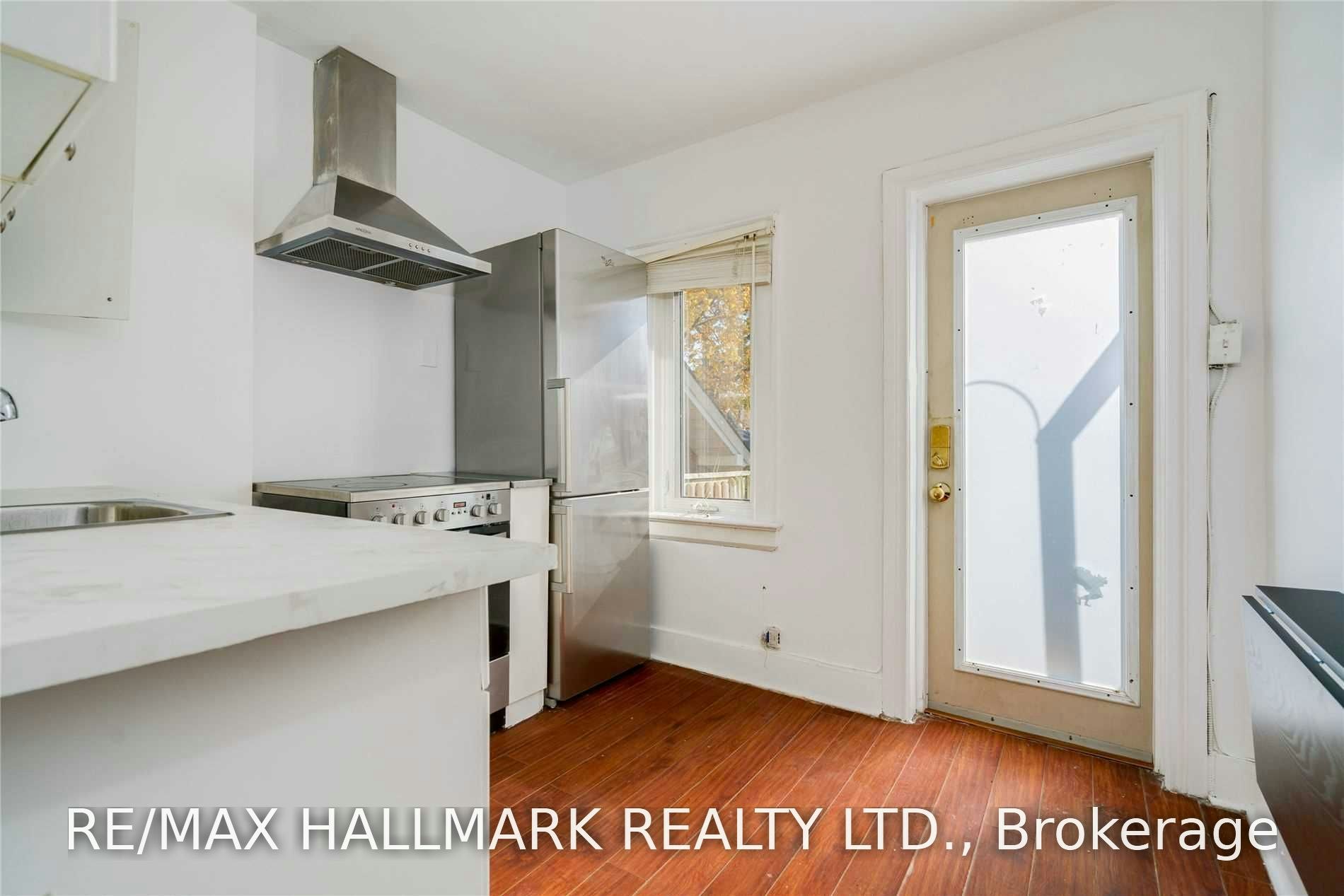 2nd Fl-1001 Kingston Road, Toronto, ON, M4E 1T3 - 9