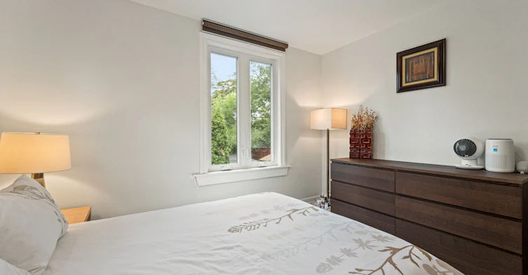 324 Kenilworth Avenue, Toronto, ON, M4L 3S8 - 24
