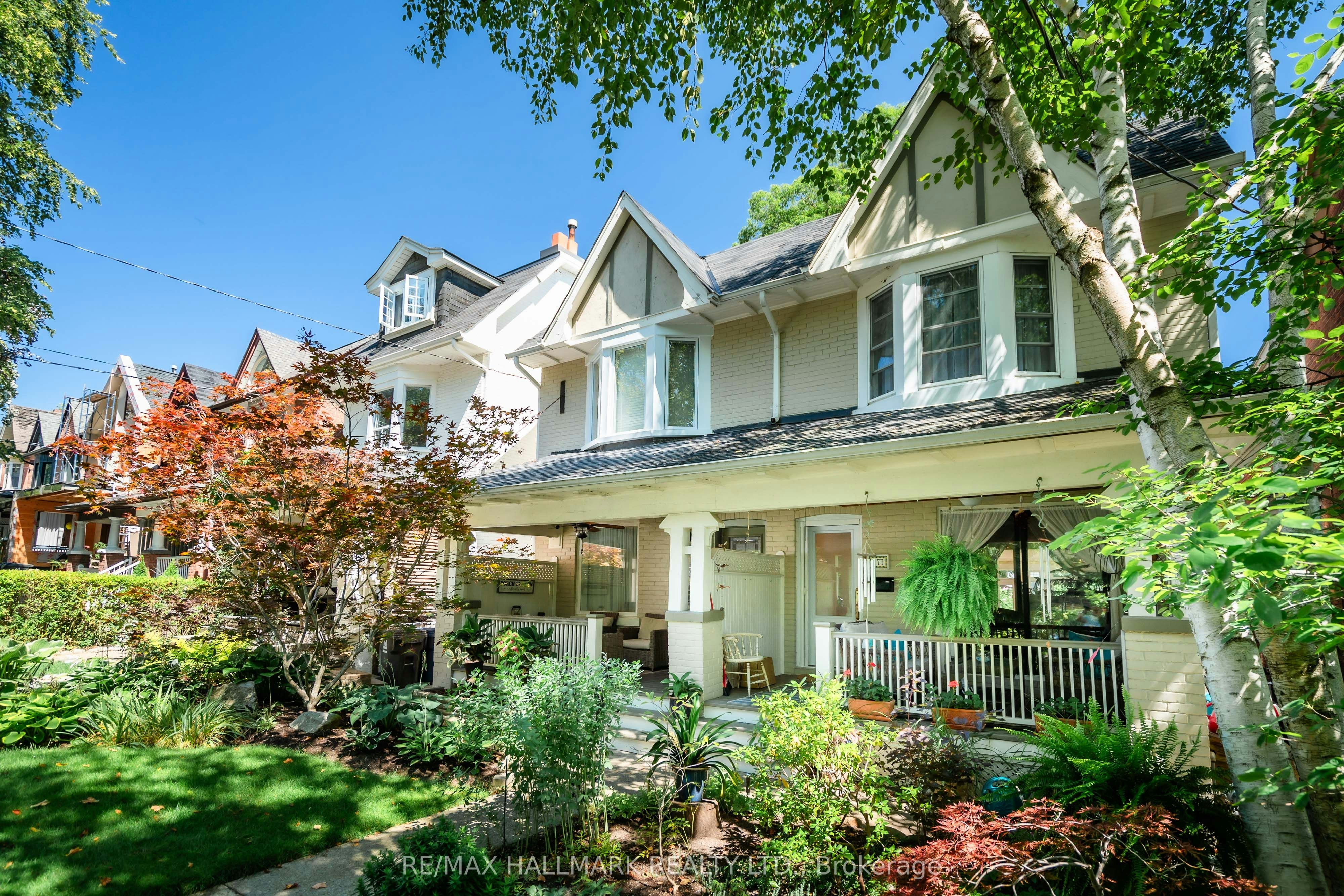 177 Wineva Avenue, Toronto, ON, M4E 2T5 - 39