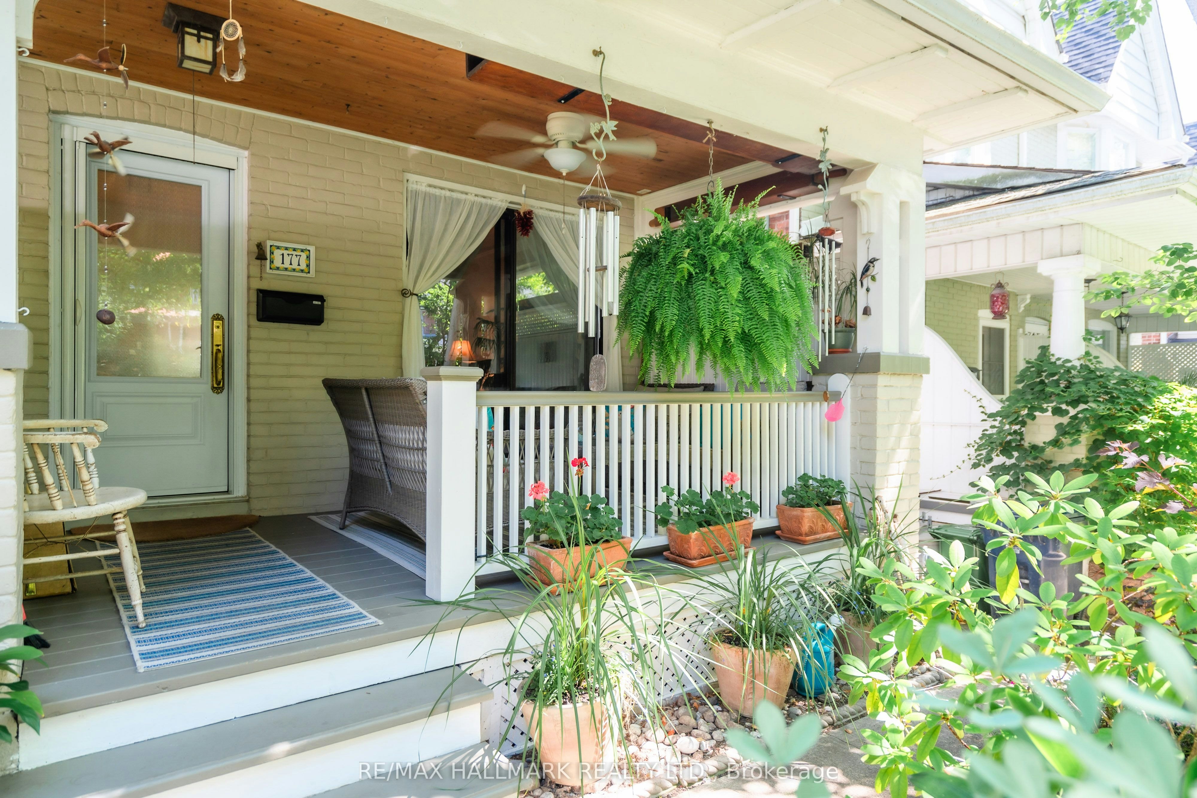 177 Wineva Avenue, Toronto, ON, M4E 2T5 - 30