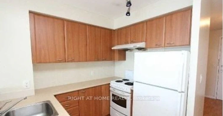 2016-36 Lee Centre Drive, Toronto, ON, M1H 3K2 - 5
